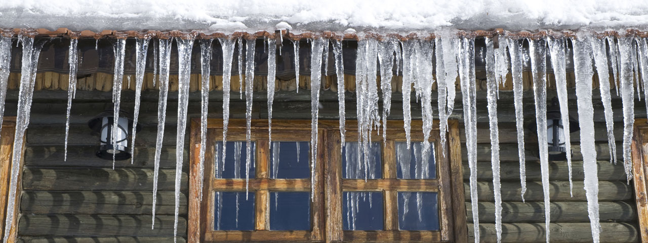 Spray foam prevents ice dams by providing proper insulation in Santa Fe attic spaces